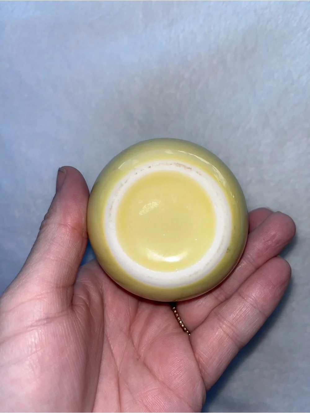 Vintage Yellow Porcelain Rose Hinged Trinket Box Bow Clasp Ring Dish